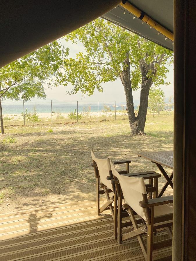 Mareleon Camping Ofrinion Exterior photo