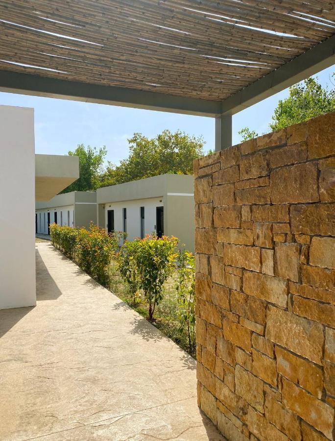 Mareleon Camping Ofrinion Exterior photo