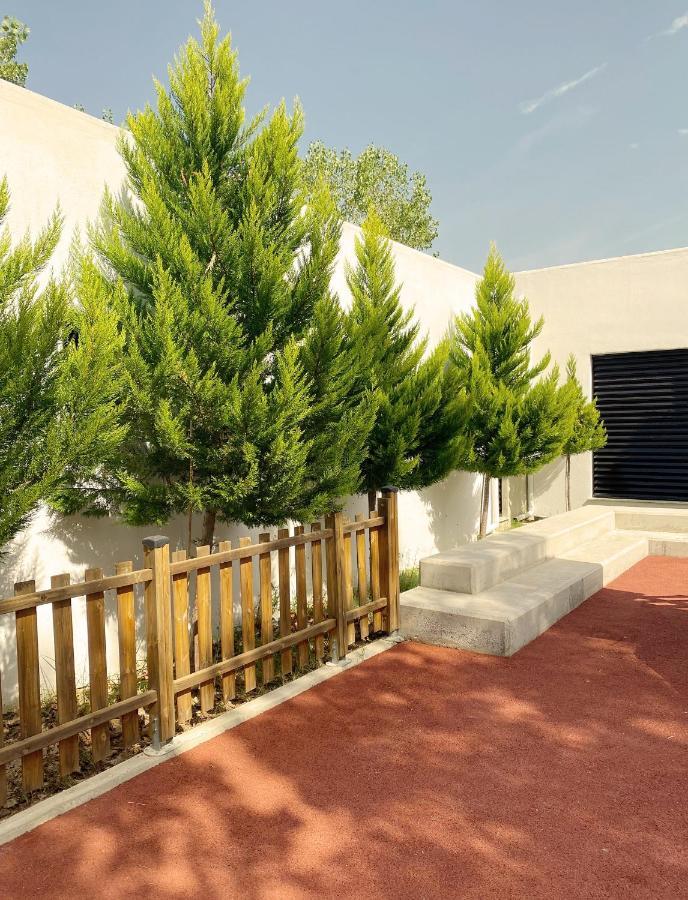 Mareleon Camping Ofrinion Exterior photo